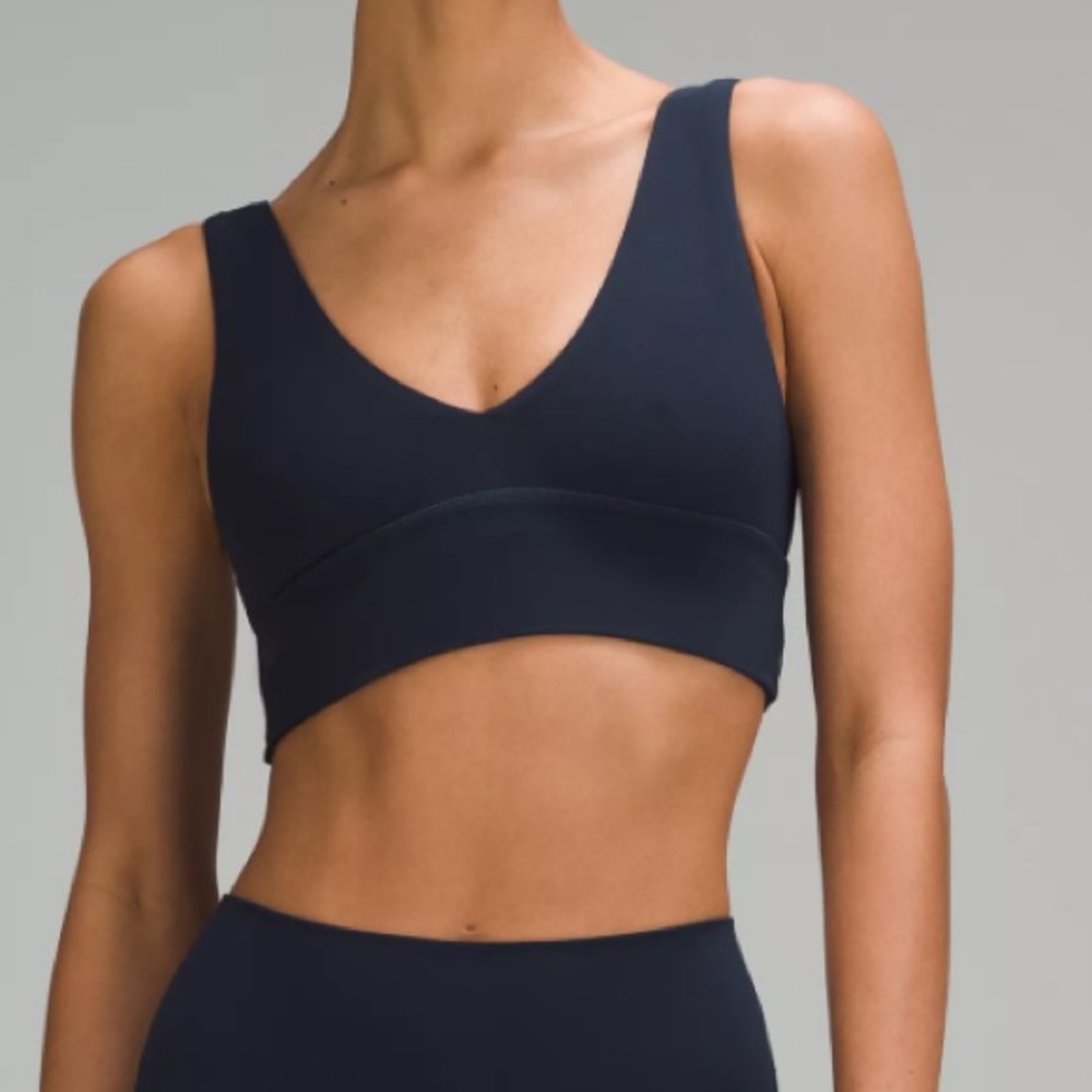Lululemon Align V-Neck Bra black side 8 EUC